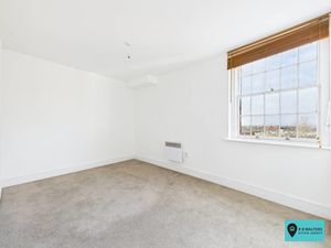 Bedroom- click for photo gallery